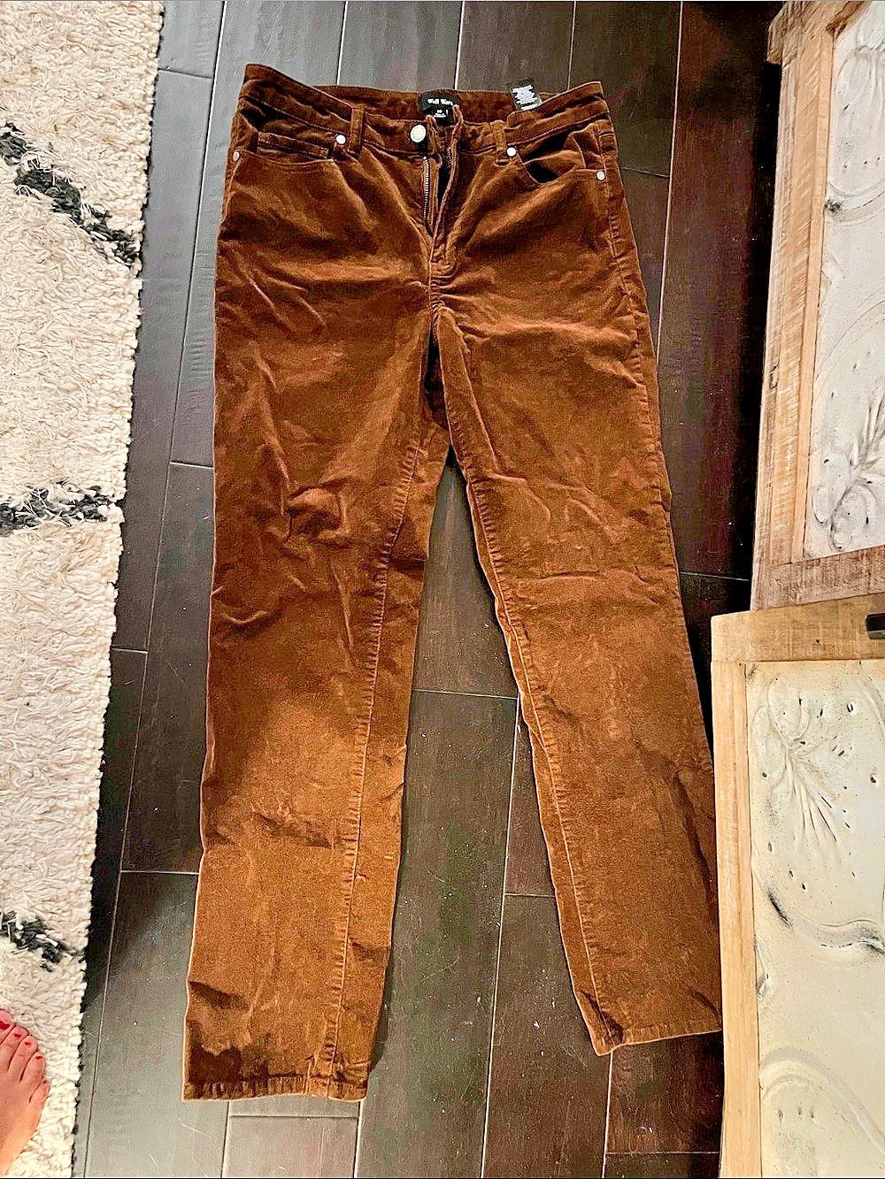 Well Worn straight leg jeans Brown Waist 30, corduroy velveteen